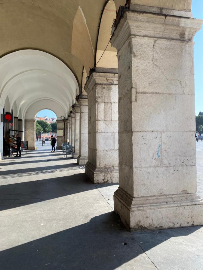 Very Central Apartment With Terrace Nizza Exterior foto