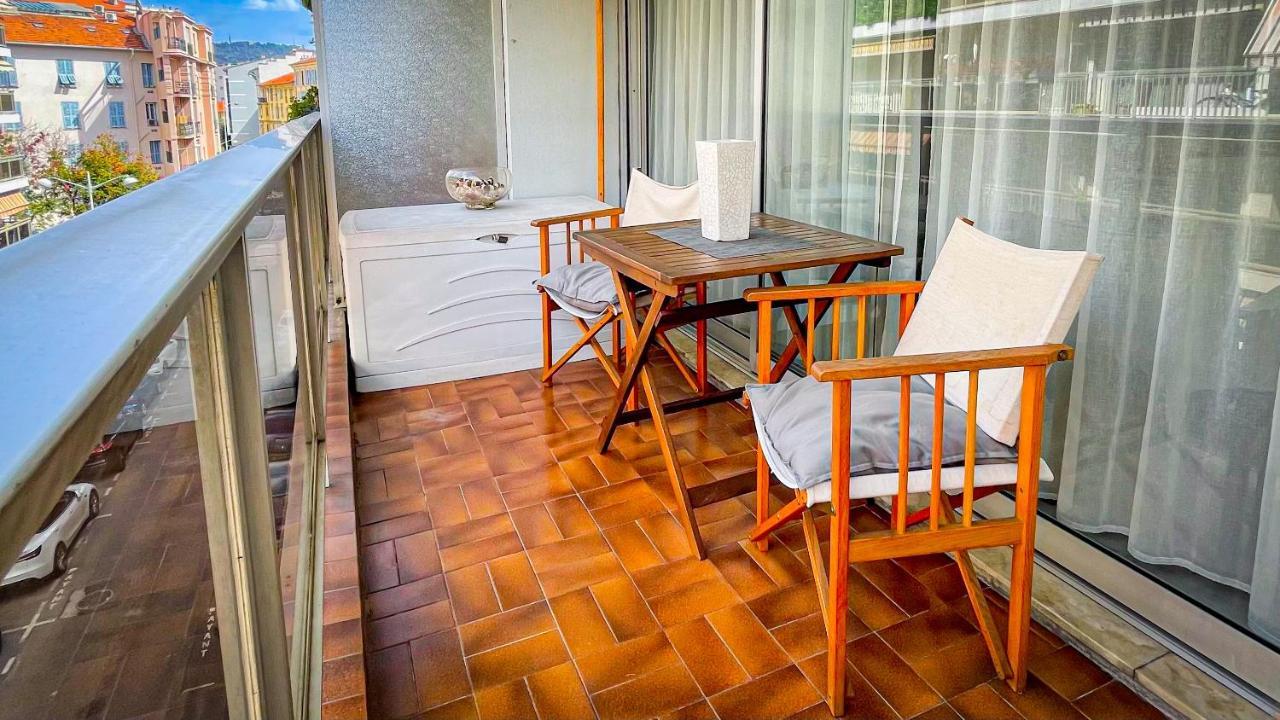 Very Central Apartment With Terrace Nizza Exterior foto